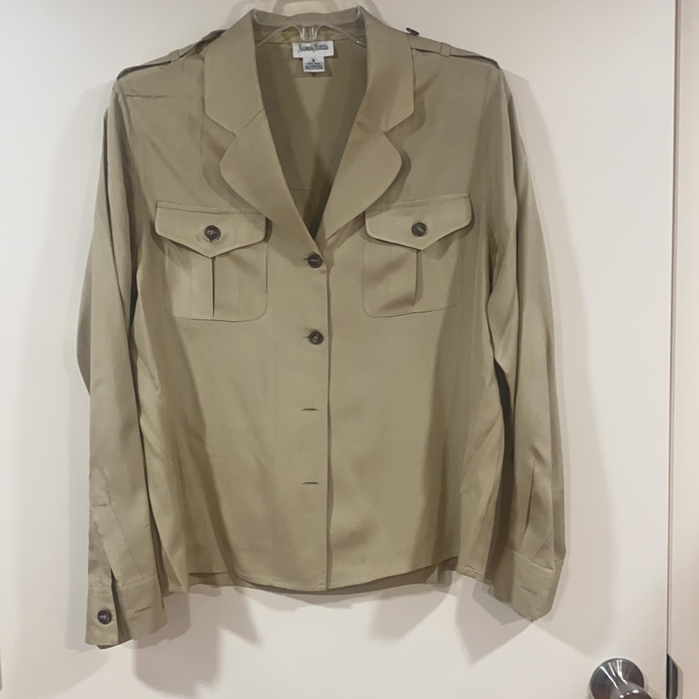 Neiman Marcus- Small Silk Blouse